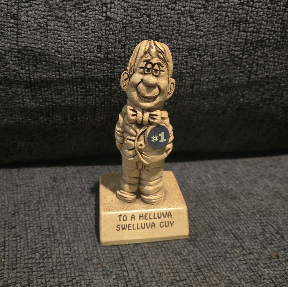 Paula Sillisculpt | 1971 "To A Helluva Swelluva Guy" Figurine